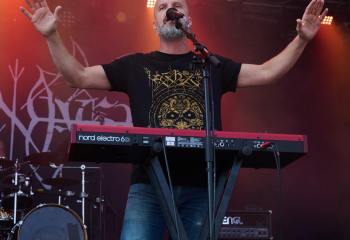 17.40 Borknagar - Photo By Peti