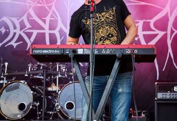 17.40 Borknagar - Photo By Peti