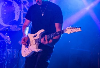 Born in Dorian-photo by Michel Varrin