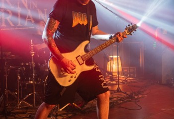 Born in Dorian-photo by Michel Varrin