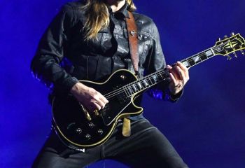 Bush - Photo by Pat