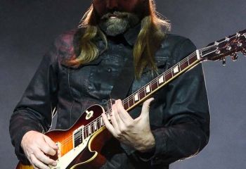 Bush - Photo by Pat