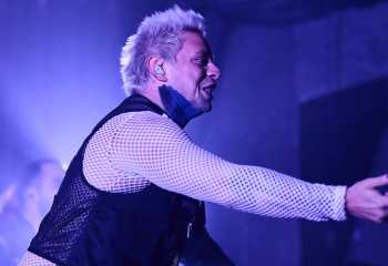 Call Me Amour - Photo By Peti