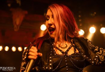 Cobra Spell-photo by Michel Varrin