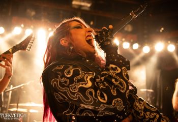 Cobra Spell-photo by Michel Varrin