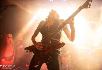 Cobra Spell-photo by Michel Varrin