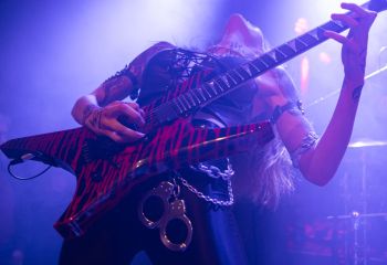 Cobra Spell-photo by Michel Varrin