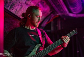 Connector - Photo by Natalie