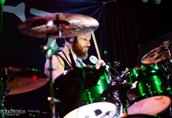 Connector - Photo by Natalie