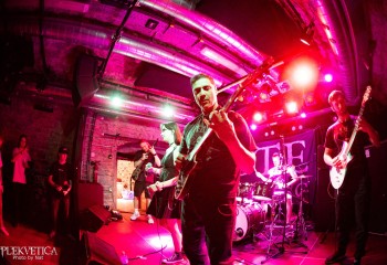 Connector - Photo by Natalie