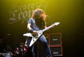 CoreLeoni - Photo by Natalie