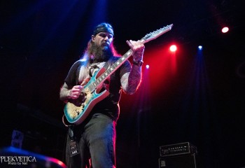 Crowbar - Photo by Natalie