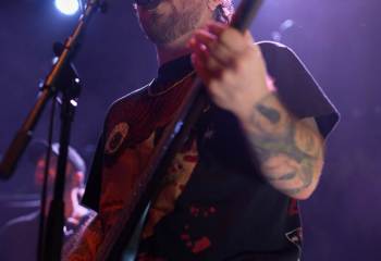 Currents - Photo By Peti