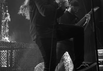 Currents - Photo By Peti