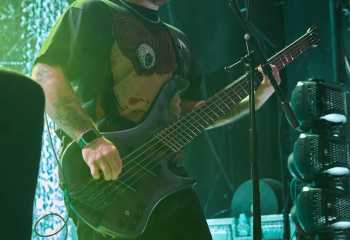 Currents - Photo By Peti