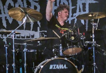 Dagger Threat - Photo By Peti