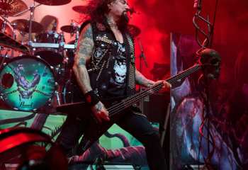 Destruction - Photo By Peti