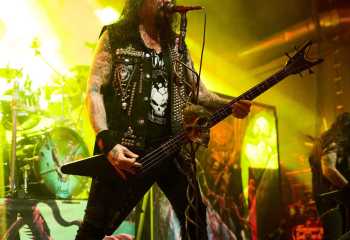 Destruction - Photo By Peti