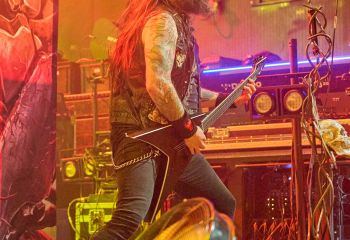 Destruction - Photo By Peti