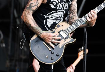 Donots - Photo by Pat