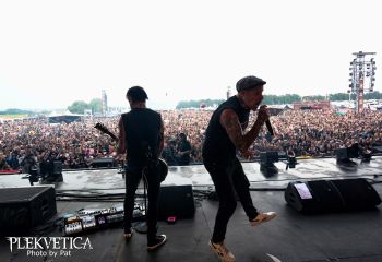 Donots - Photo by Pat