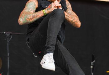 Donots - Photo by Pat