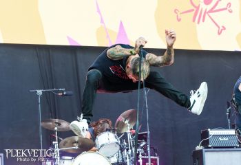 Donots - Photo by Pat
