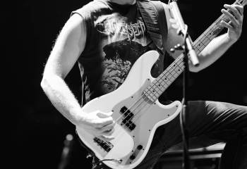 Engst - Photo By Peti