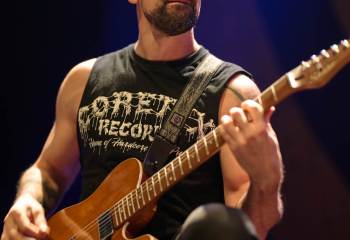 Engst - Photo By Peti