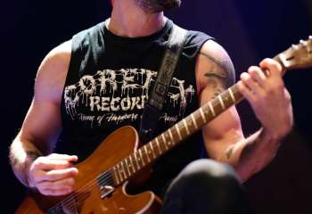 Engst - Photo By Peti