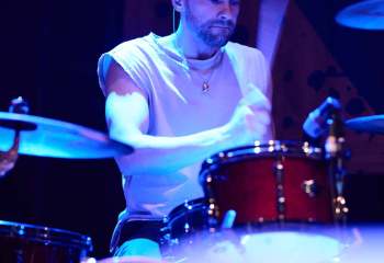 Engst - Photo By Peti