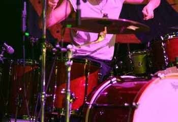 Engst - Photo By Peti