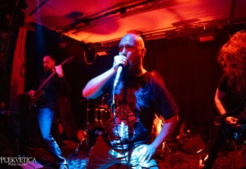 Extinctionist - Photo by Natalie