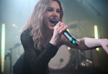 Frog Leap - Photo By Peti