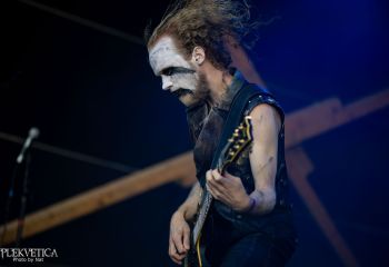 Ghörnt - Photo by Natalie