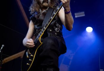 Ghörnt - Photo by Natalie