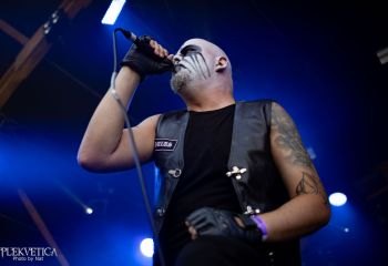 Ghörnt - Photo by Natalie