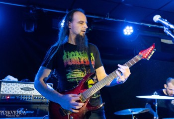 Glista - Photo by Natalie