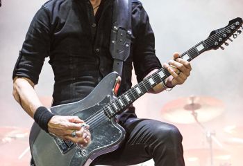 Gojira - Photo by Pat
