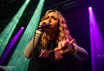 Gore - Photo by Marc