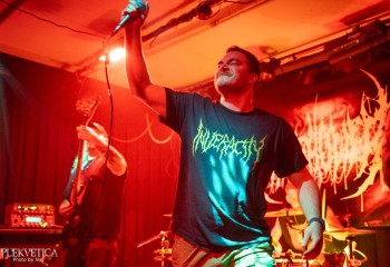 Goreshower - Photo by Natalie