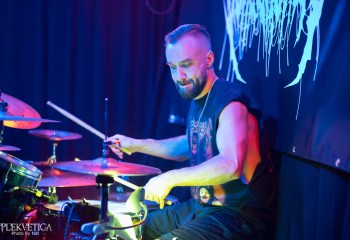 Goreshower - Photo by Natalie