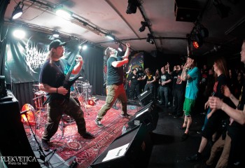 Goreshower - Photo by Natalie