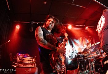 Goreshower - Photo by Natalie