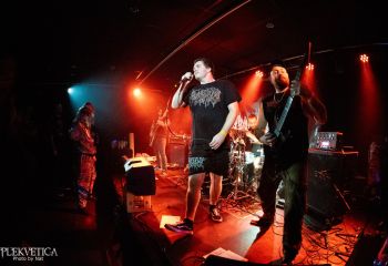 Goreshower - Photo by Natalie