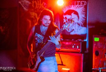 Goreshower - Photo by Natalie