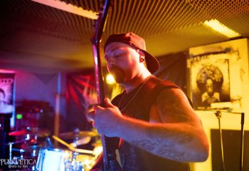 Goreshower - Photo by Natalie