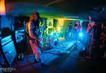 Goreshower - Photo by Natalie