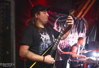 Goreshower - Photo by Natalie