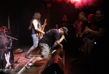 Goreshower - Photo by Natalie